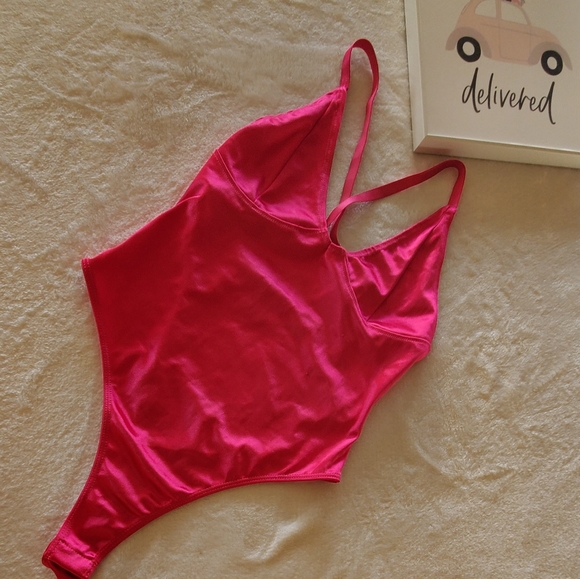 Bodysuit - Picture 2 of 7